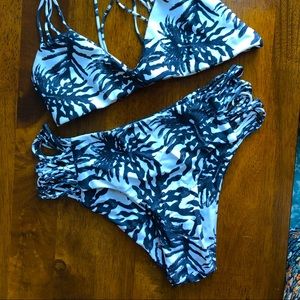 Mikoh Velzyland Bottom in Monstera